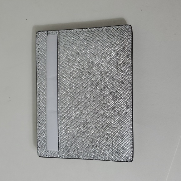 Kate Spade Kenzie Cardholder Lunar Light Silver NIB - Picture 3 of 7